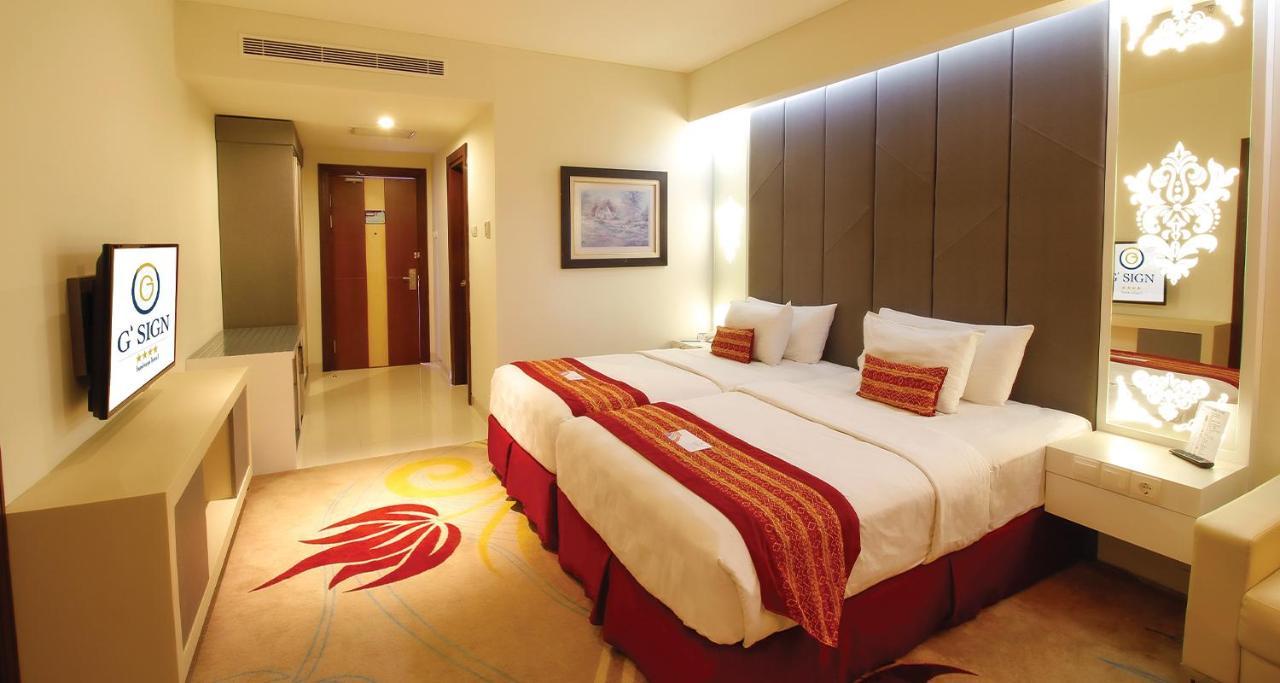 จี ไซน์ โฮเต็ล บันจาห์มาซิน Hotel บันจาร์มาซิน ภายนอก รูปภาพ