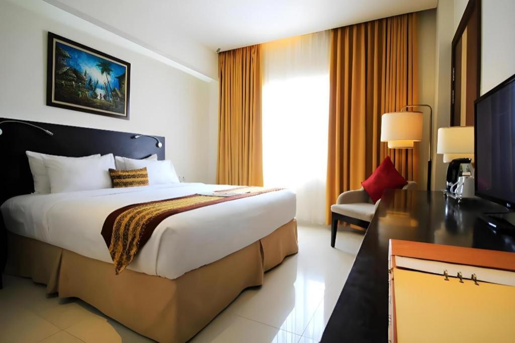 จี ไซน์ โฮเต็ล บันจาห์มาซิน Hotel บันจาร์มาซิน ภายนอก รูปภาพ