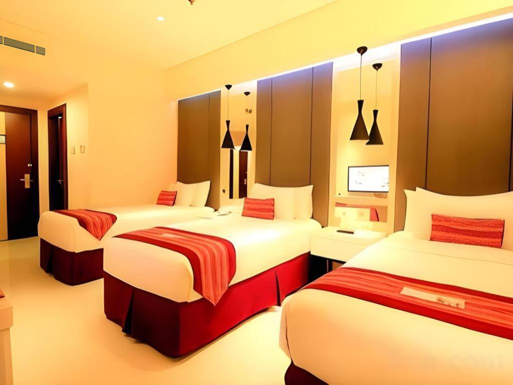 จี ไซน์ โฮเต็ล บันจาห์มาซิน Hotel บันจาร์มาซิน ภายนอก รูปภาพ