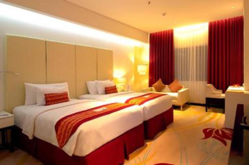 จี ไซน์ โฮเต็ล บันจาห์มาซิน Hotel บันจาร์มาซิน ภายนอก รูปภาพ