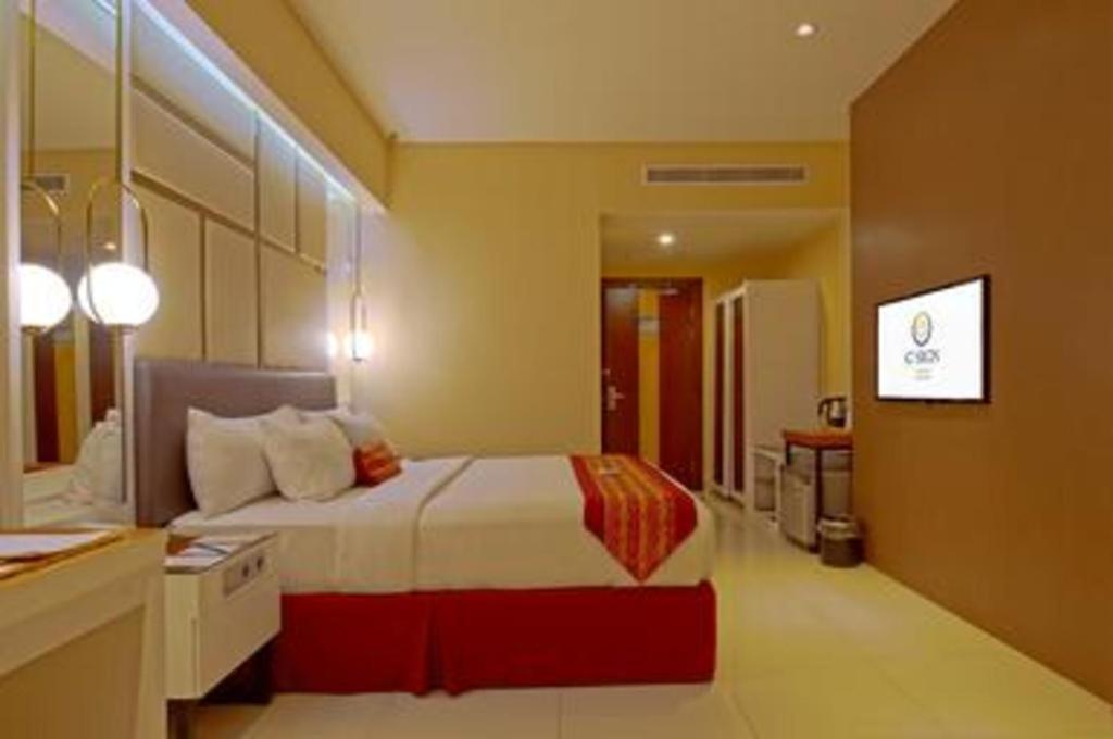 จี ไซน์ โฮเต็ล บันจาห์มาซิน Hotel บันจาร์มาซิน ภายนอก รูปภาพ
