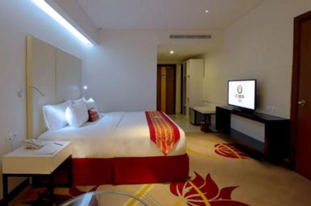 จี ไซน์ โฮเต็ล บันจาห์มาซิน Hotel บันจาร์มาซิน ภายนอก รูปภาพ
