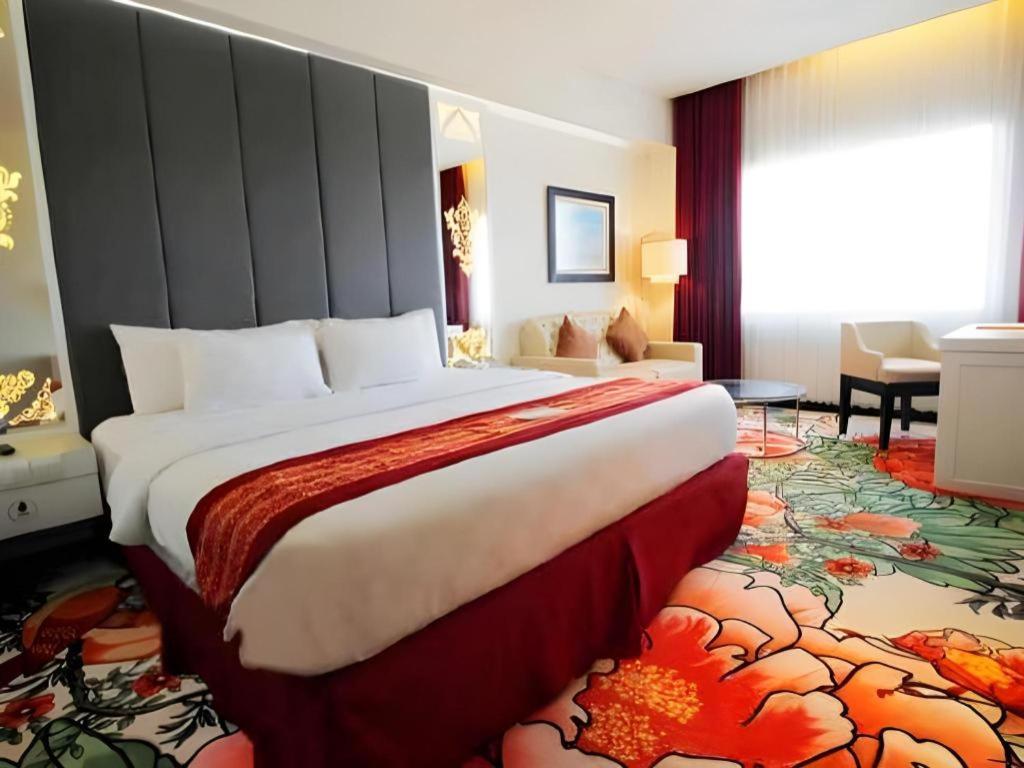 จี ไซน์ โฮเต็ล บันจาห์มาซิน Hotel บันจาร์มาซิน ภายนอก รูปภาพ