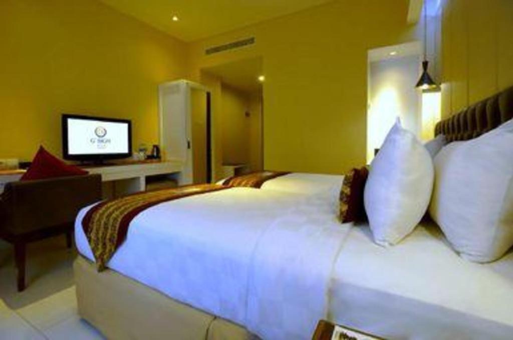 จี ไซน์ โฮเต็ล บันจาห์มาซิน Hotel บันจาร์มาซิน ภายนอก รูปภาพ