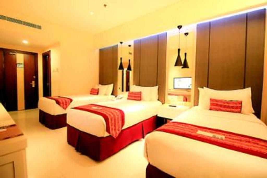 จี ไซน์ โฮเต็ล บันจาห์มาซิน Hotel บันจาร์มาซิน ภายนอก รูปภาพ