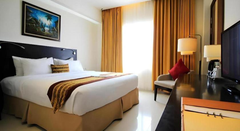 จี ไซน์ โฮเต็ล บันจาห์มาซิน Hotel บันจาร์มาซิน ภายนอก รูปภาพ